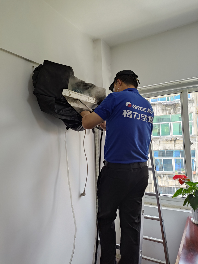 emc�ױ���(�й���½)�ٷ���վ