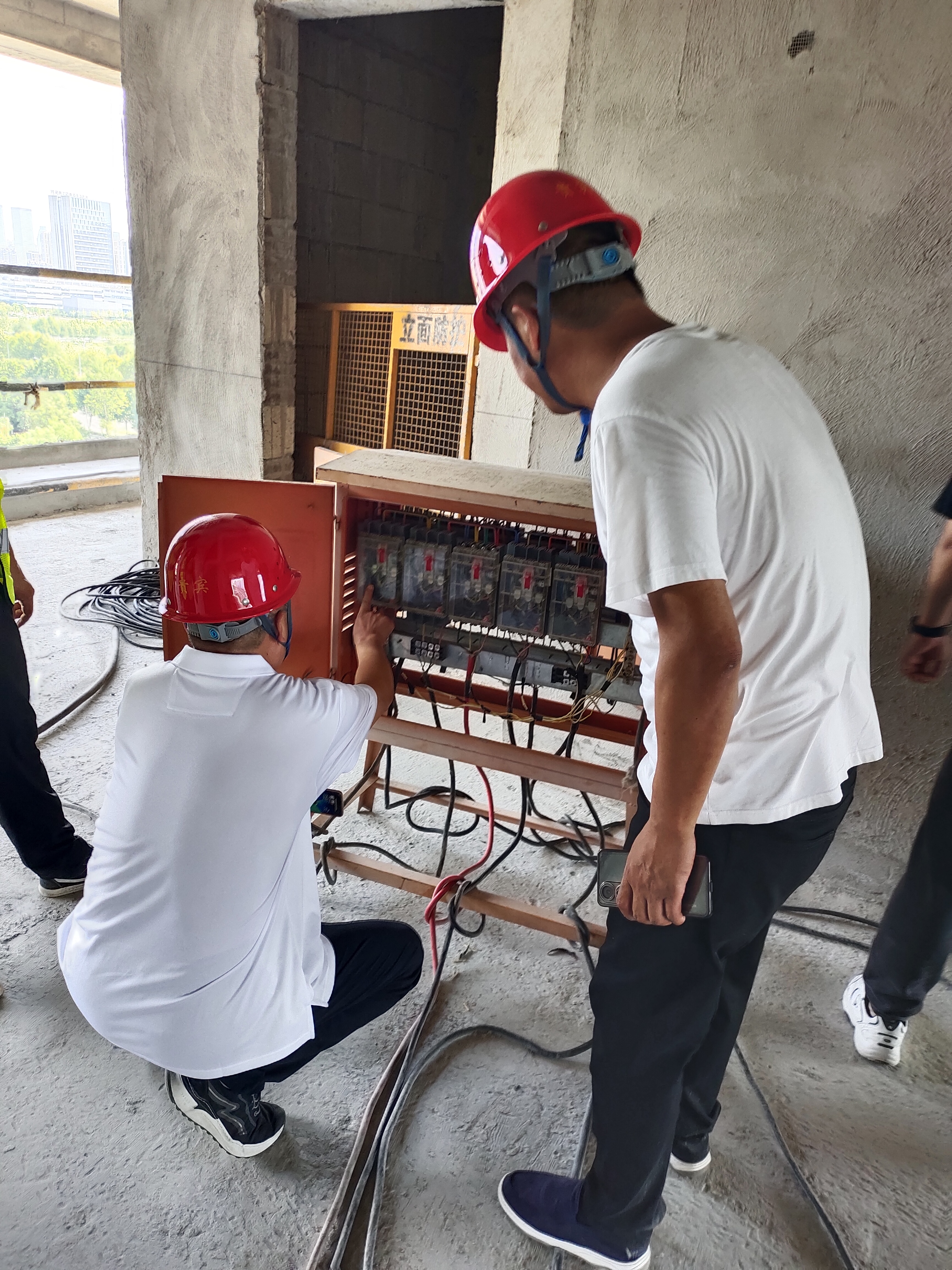 emc�ױ���(�й���½)�ٷ���վ