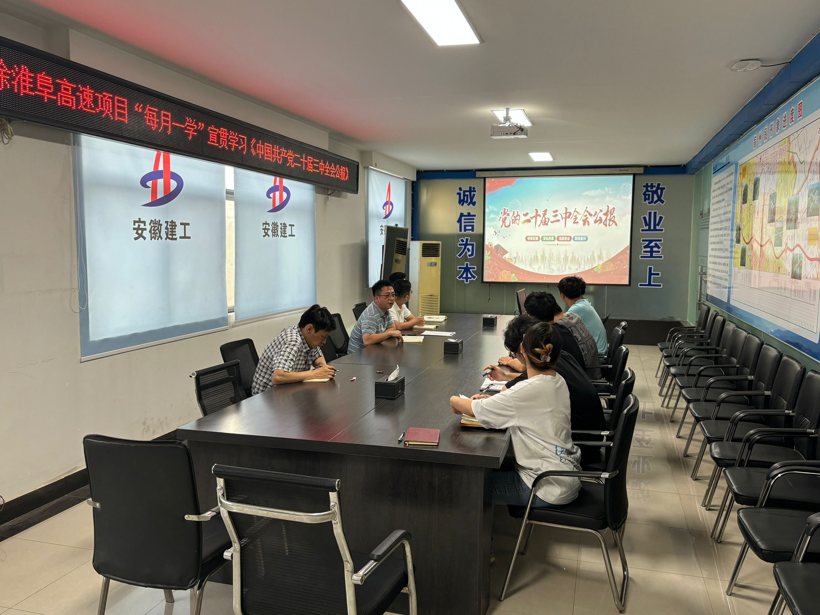 emc�ױ���(�й���½)�ٷ���վ